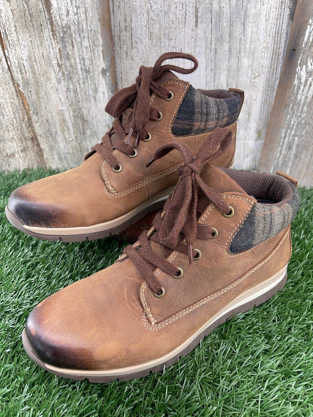 Bionica Brown Leather Tucson Wool Knit Lace Up Hiker Boots Women's 8.5